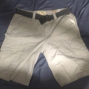 34 waist grey cargo shorts with belt